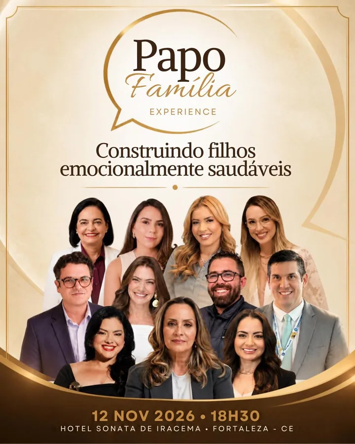 Arte do Papo Família Experience com a Dra. Neyliane Onofre ao centro, à frente, Cleane Fontenele à direita dela e os convidados dos painéis